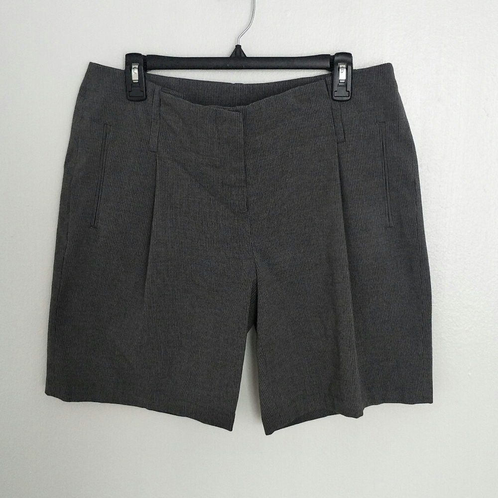 Cassis Shorts
